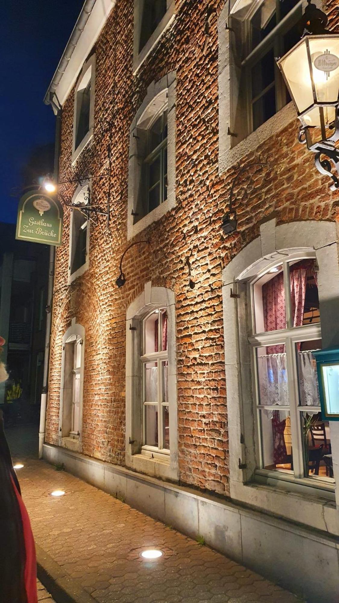 Hotel Zur Bruecke Хецогенрат Екстериор снимка